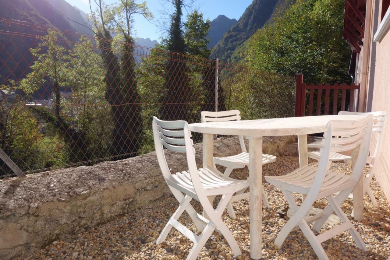 Appt 4/6 Couchages Avec Terrasse Cauterets Apartman Kültér fotó